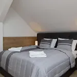 Szamotulanka - Wakacyjne - Plac Zabaw & Grill - By Renters