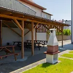 Szamotulanka - Wakacyjne - Plac Zabaw & Grill - By Renters Rewal