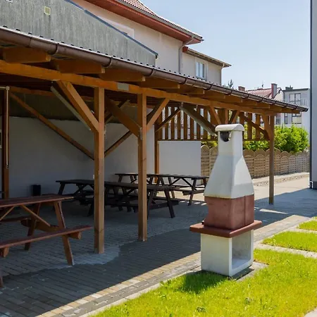 Szamotulanka - Wakacyjne - Plac Zabaw & Grill - By Renters Apartment Rewal