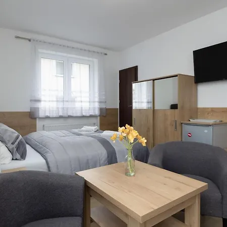 Szamotulanka - Wakacyjne - Plac Zabaw & Grill - By Renters * Rewal