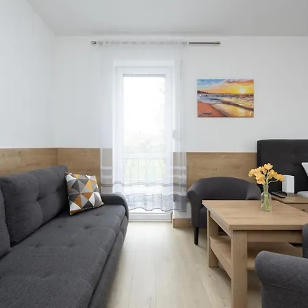 Apartment Szamotulanka - Wakacyjne - Plac Zabaw & Grill - By Renters *