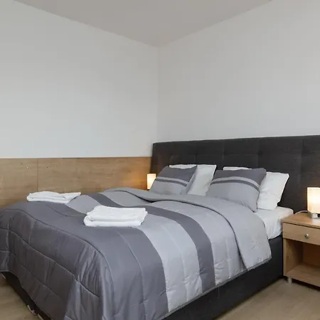 Szamotulanka - Wakacyjne - Plac Zabaw & Grill - By Renters * Rewal