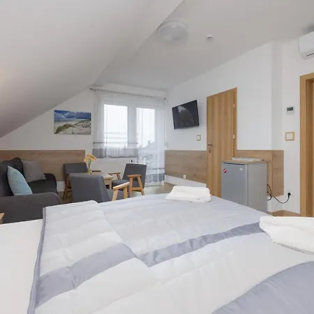 Szamotulanka - Wakacyjne - Plac Zabaw & Grill - By Renters * Rewal