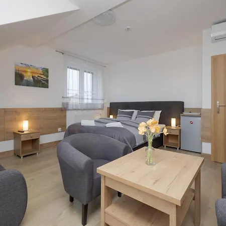 Appartement Szamotulanka - Wakacyjne - Plac Zabaw & Grill - By Renters *