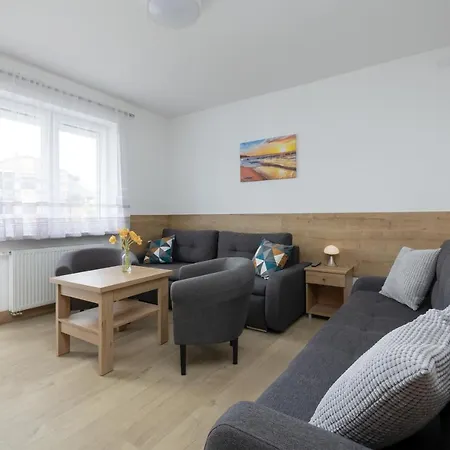 Szamotulanka - Wakacyjne - Plac Zabaw & Grill - By Renters Rewal