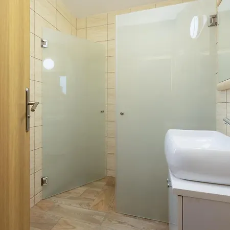 Apartment Szamotulanka - Wakacyjne - Plac Zabaw & Grill - By Renters *