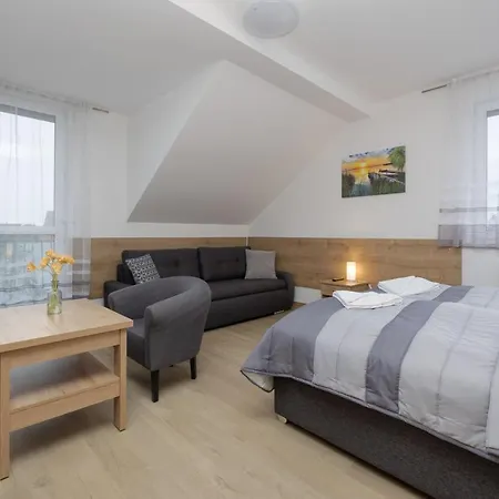 Szamotulanka - Wakacyjne - Plac Zabaw & Grill - By Renters