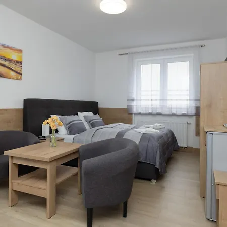 Szamotulanka - Wakacyjne - Plac Zabaw & Grill - By Renters Apartman