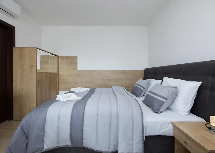 Szamotulanka - Wakacyjne - Plac Zabaw & Grill - By Renters * Rewal