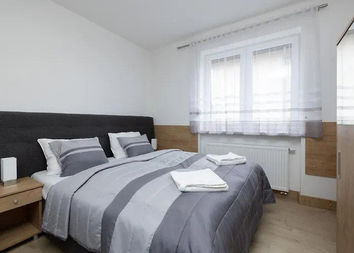 Szamotulanka - Wakacyjne - Plac Zabaw & Grill - By Renters Rewal