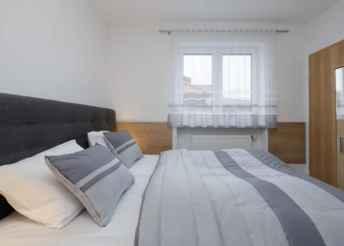 Szamotulanka - Wakacyjne - Plac Zabaw & Grill - By Renters