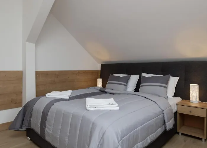 Szamotulanka - Wakacyjne - Plac Zabaw & Grill - By Renters