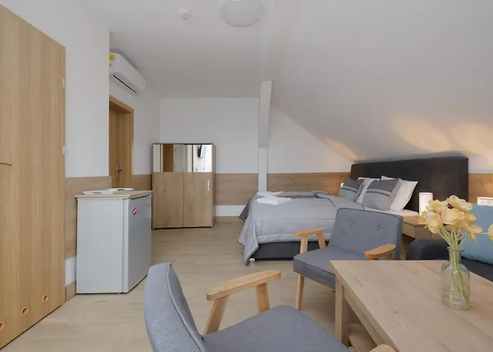 Szamotulanka - Wakacyjne - Plac Zabaw & Grill - By Renters * Rewal