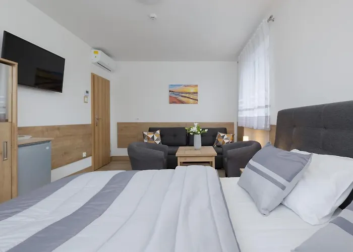 Szamotulanka - Wakacyjne - Plac Zabaw & Grill - By Renters Rewal