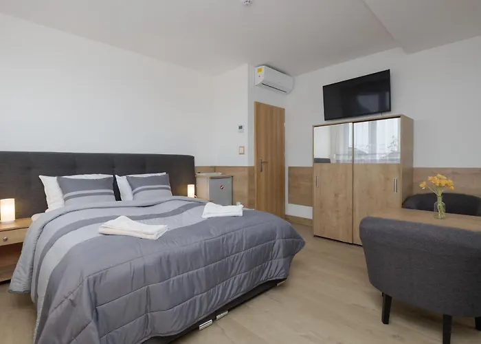 Szamotulanka - Wakacyjne - Plac Zabaw & Grill - By Renters Rewal