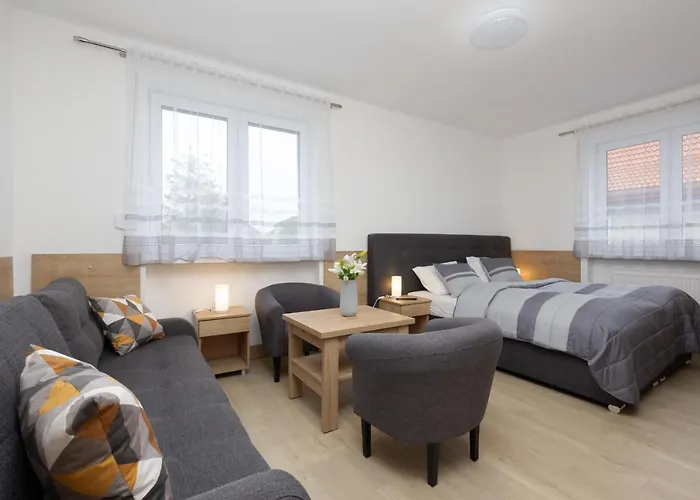 Szamotulanka - Wakacyjne - Plac Zabaw & Grill - By Renters * Rewal