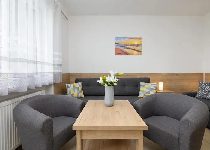 Szamotulanka - Wakacyjne - Plac Zabaw & Grill - By Renters *